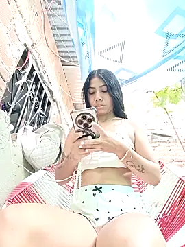 Snapshot of Rous-squir chatting on October 3, 2025, 12:39 pm Rous-squir online show from October 3, 2025, 12:39 pm