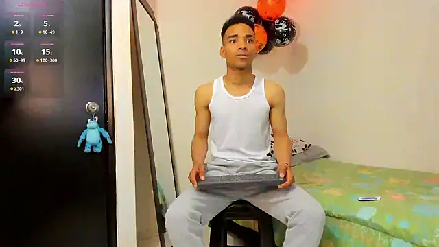 Snapshot of kenan_2601 chatting on October 8, 2025, 11:27 pm kenan 2601 online show from October 8, 2025, 11:27 pm