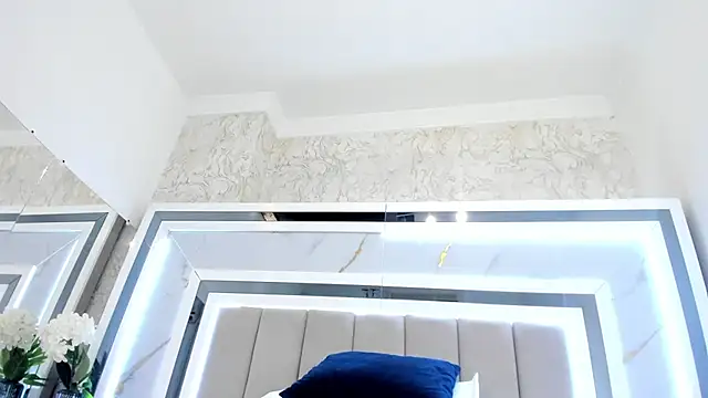 Snapshot of melodycharlotte chatting on October 7, 2025, 1:12 pm melodycharlotte online show from October 7, 2025, 1:12 pm