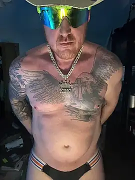 Snapshot of CloudyKingG chatting on July 16, 2026, 7:38 am CloudyKingG online show from July 16, 2026, 7:38 am