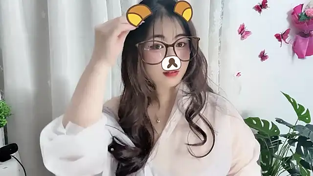 Amelia-babee online show from April 3, 2026, 9:16 am