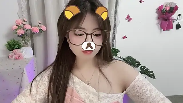 Amelia-babee online show from June 1, 2026, 12:05 pm
