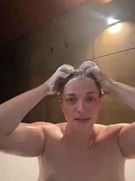 Snapshot of coquineronde chatting on September 24, 2025, 1:39 pm coquineronde online show from September 24, 2025, 1:39 pm