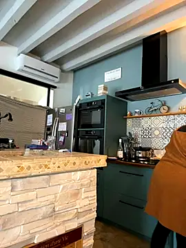 Snapshot of coquineronde chatting on October 18, 2025, 9:22 am coquineronde online show from October 18, 2025, 9:22 am