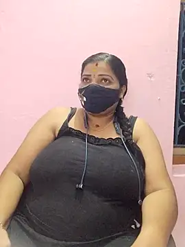 Snapshot of lathikaqueentamil chatting on September 30, 2025, 4:57 pm lathikaqueentamil online show from September 30, 2025, 4:57 pm