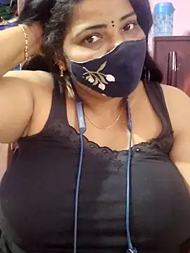 Snapshot of lathikaqueentamil chatting on September 25, 2025, 9:21 pm lathikaqueentamil online show from September 25, 2025, 9:21 pm