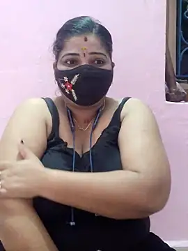 Snapshot of lathikaqueentamil chatting on September 18, 2025, 5:05 pm lathikaqueentamil online show from September 18, 2025, 5:05 pm