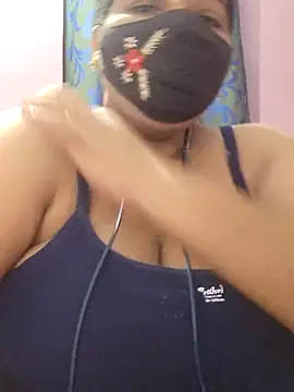 Snapshot of lathikaqueentamil chatting on October 13, 2025, 7:43 am lathikaqueentamil online show from October 13, 2025, 7:43 am