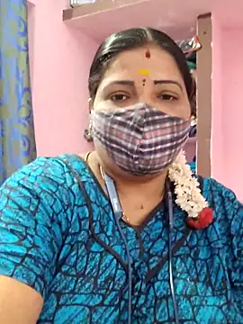 Snapshot of lathikaqueentamil chatting on October 6, 2025, 6:25 am lathikaqueentamil online show from October 6, 2025, 6:25 am