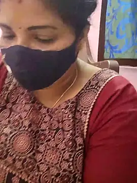 Snapshot of lathikaqueentamil chatting on October 2, 2025, 9:23 am lathikaqueentamil online show from October 2, 2025, 9:23 am