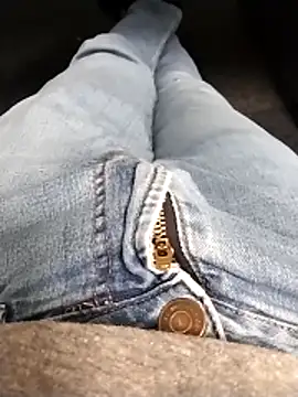 Ajayy01 online show from April 15, 2026, 2:43 pm