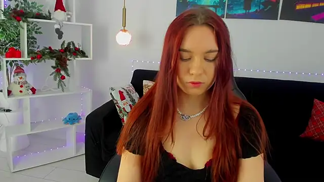 NoraHaynes online show from December 15, 2025, 4:18 am