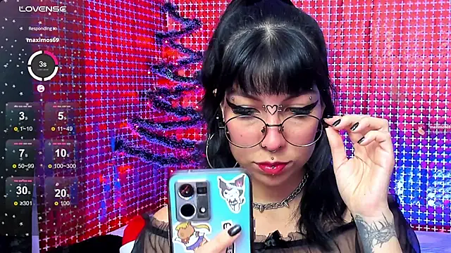 Rose 72 online show from December 15, 2025, 4:57 pm