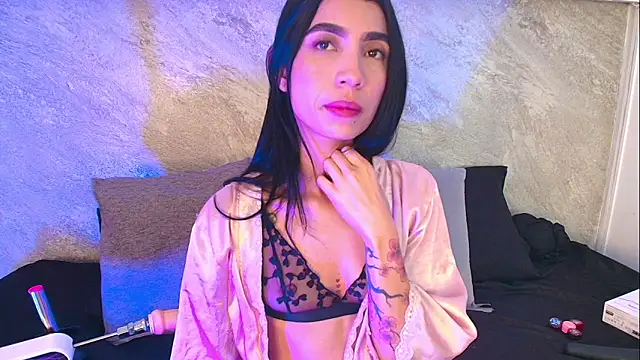 Dixie grey1 online show from October 28, 2025, 2:49 pm