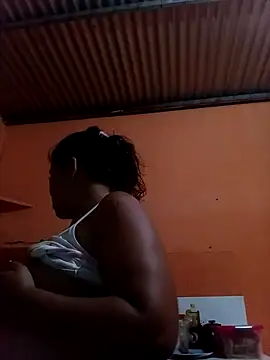 hotmom33 online show from September 27, 2025, 7:14 am