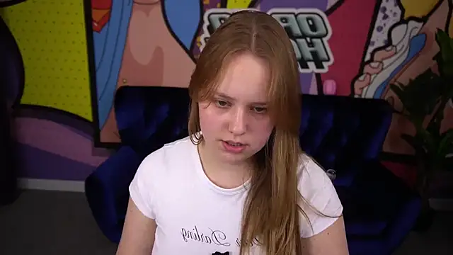 CrystallPaws online show from October 29, 2025, 8:52 pm