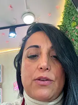 hotadhara01 online show from December 16, 2025, 8:57 pm