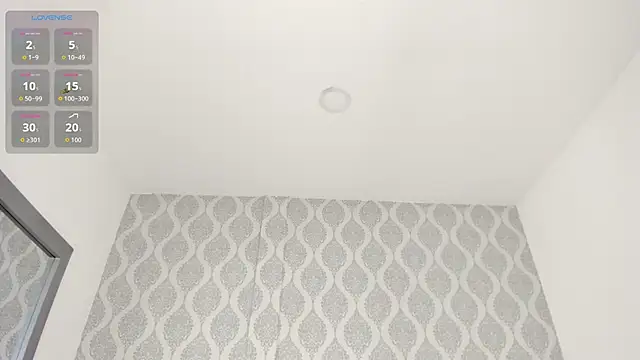 Snapshot of OnlyGia chatting on October 17, 2025, 8:21 pm OnlyGia online show from October 17, 2025, 8:21 pm