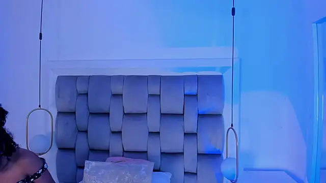 OnlyGia online show from January 8, 2026, 8:48 pm