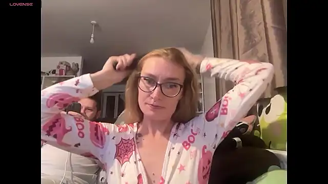 harleyblair online show from November 3, 2025, 11:30 pm