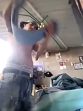 Snapshot of Tussi-amor chatting on November 7, 2025, 6:12 pm Tussi-amor online show from November 7, 2025, 6:12 pm