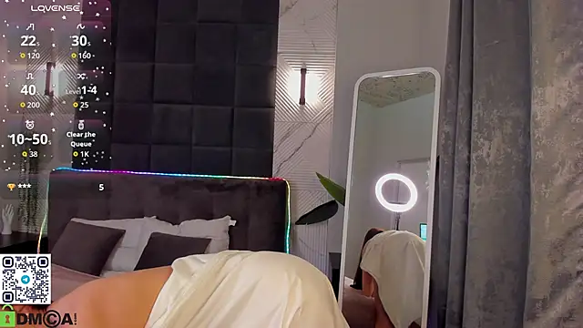 Snapshot of MalvinaDream chatting on October 20, 2025, 1:18 am MalvinaDream online show from October 20, 2025, 1:18 am