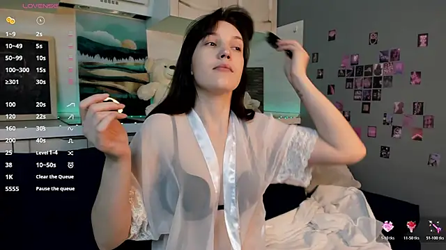 MalvinaDream online show from April 7, 2026, 12:56 am