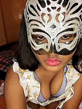 RAYI Queen 7 online show from October 31, 2025, 6:37 pm