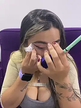  ManuVeelez online show from September 21, 2025, 12:16 am