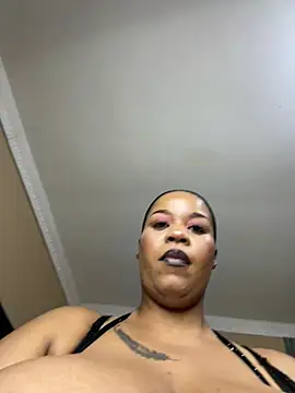THICKBUNNYCHICKxxx online show from August 6, 2026, 8:15 pm