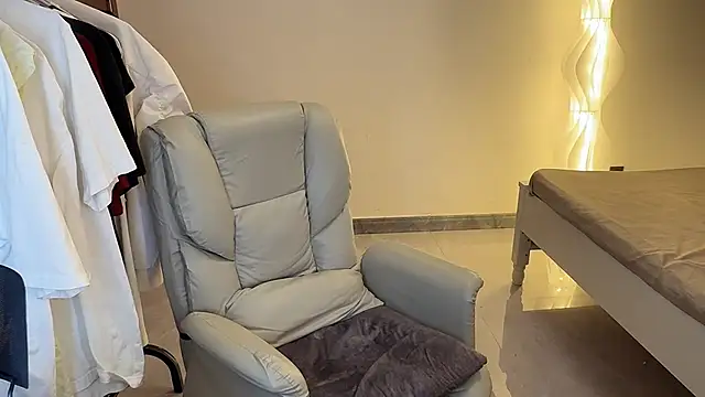 Snapshot of Robin-o3 chatting on October 19, 2025, 3:48 pm Robin-o3 online show from October 19, 2025, 3:48 pm