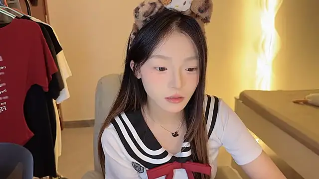 Snapshot of Robin-o3 chatting on September 23, 2025, 3:19 pm Robin-o3 online show from September 23, 2025, 3:19 pm