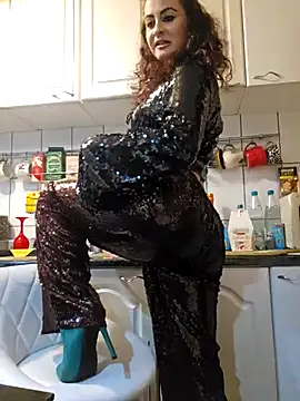 ShineBright88 online show from November 21, 2025, 7:24 pm