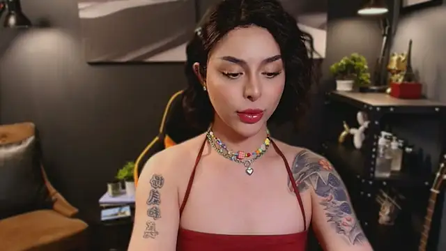 Snapshot of LUNACOCKSLAYER chatting on October 7, 2025, 9:27 pm LUNACOCKSLAYER online show from October 7, 2025, 9:27 pm