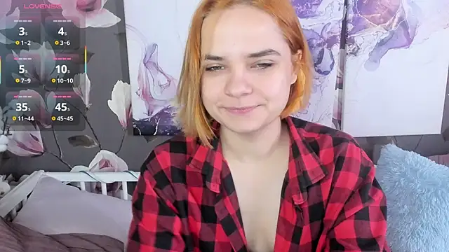 Snapshot of Gina_Dawson chatting on October 10, 2025, 8:04 am Gina Dawson online show from October 10, 2025, 8:04 am