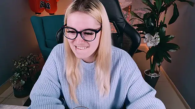 Snapshot of Stef_Nicks chatting on September 25, 2025, 5:24 am Stef Nicks online show from September 25, 2025, 5:24 am