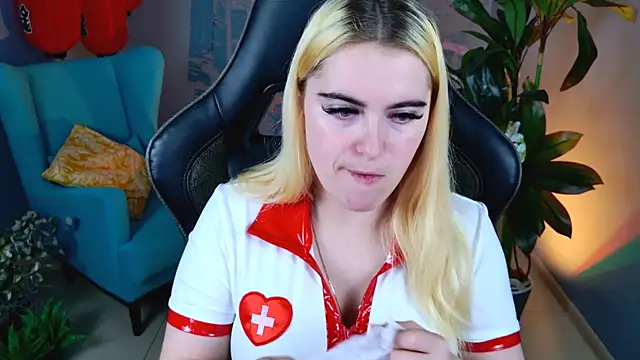 Snapshot of Stef_Nicks chatting on September 22, 2025, 5:13 am Stef Nicks online show from September 22, 2025, 5:13 am