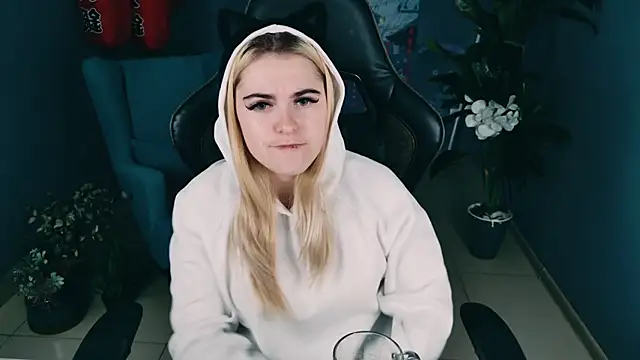 Snapshot of Stef_Nicks chatting on September 26, 2025, 5:25 am Stef Nicks online show from September 26, 2025, 5:25 am