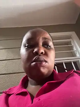 Snapshot of SEXYBOOBS21D chatting on October 31, 2025, 12:24 pm SEXYBOOBS21D online show from October 31, 2025, 12:24 pm