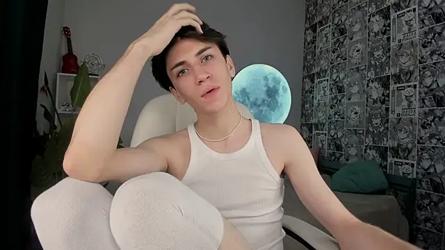 Oliver Starboy online show from September 12, 2025, 5:35 pm