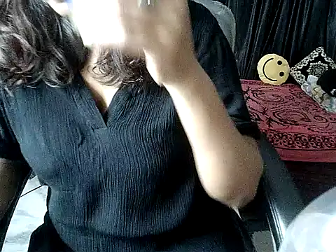 Anaconda-Mall online show from October 3, 2025, 1:34 pm