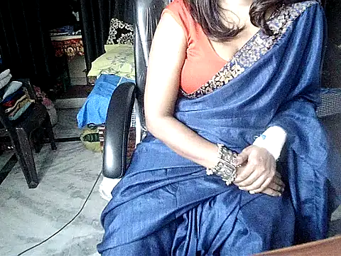 Anaconda-Mall online show from October 10, 2025, 4:08 pm