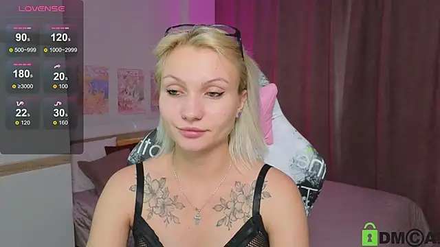 Cameronlovely  online show from September 16, 2025, 8:37 am