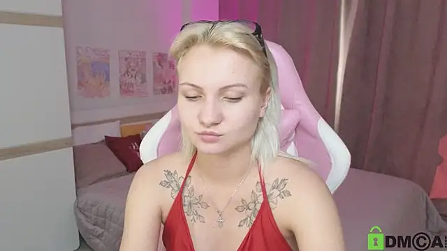 Cameronlovely  online show from September 9, 2025, 8:13 am