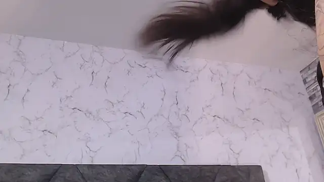 Snapshot of AmyMartinelli chatting on October 2, 2025, 10:02 pm AmyMartinelli online show from October 2, 2025, 10:02 pm