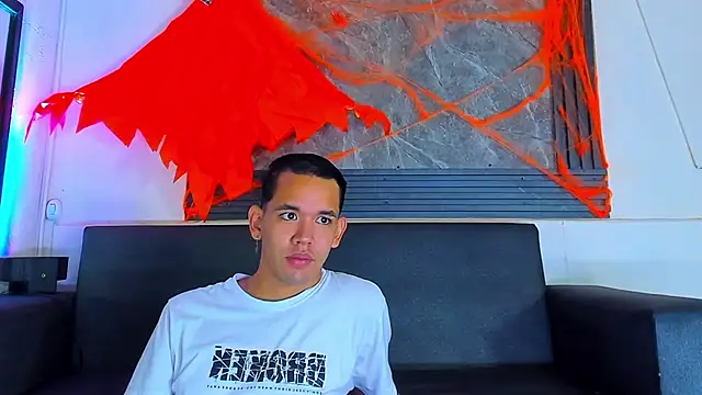 Snapshot of jeremytonner chatting on October 31, 2025, 3:58 am jeremytonner online show from October 31, 2025, 3:58 am