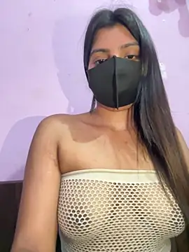  01ruhi online show from November 18, 2025, 6:33 pm