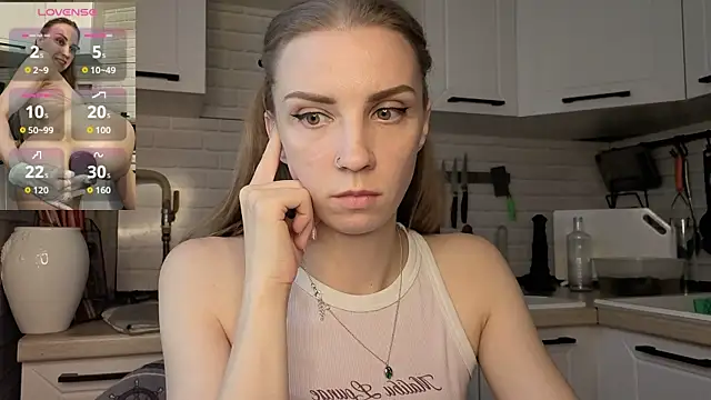Snapshot of Edena_ chatting on June 12, 2026, 1:20 pm Edena online show from June 12, 2026, 1:20 pm