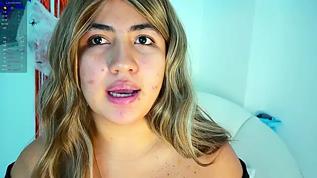 Snapshot of Madii_smith chatting on October 20, 2025, 12:27 pm Madii smith online show from October 20, 2025, 12:27 pm