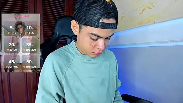 Snapshot of edy_play chatting on October 13, 2025, 4:36 am edy play online show from October 13, 2025, 4:36 am